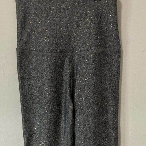 Beyond Yoga Alloy Ombre Leggings size XS NEW Metallic Grey Gold High-Rise - Picture 8 of 11